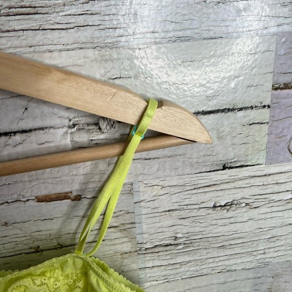 Victoria’s Secret yellow bralette bra size large - Picture 4 of 11